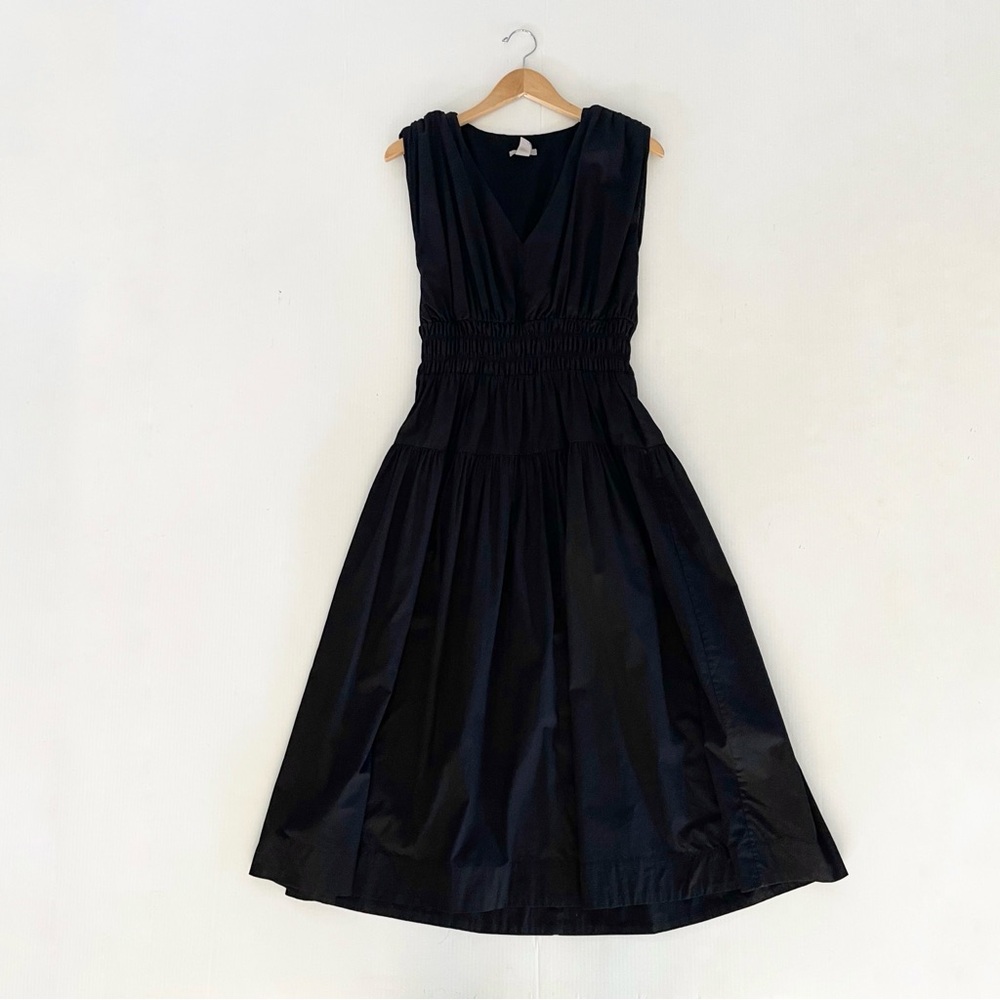 H&M Black Smocked Waist V Neck Sleeveless Midi Dress - Picture 5 of 11